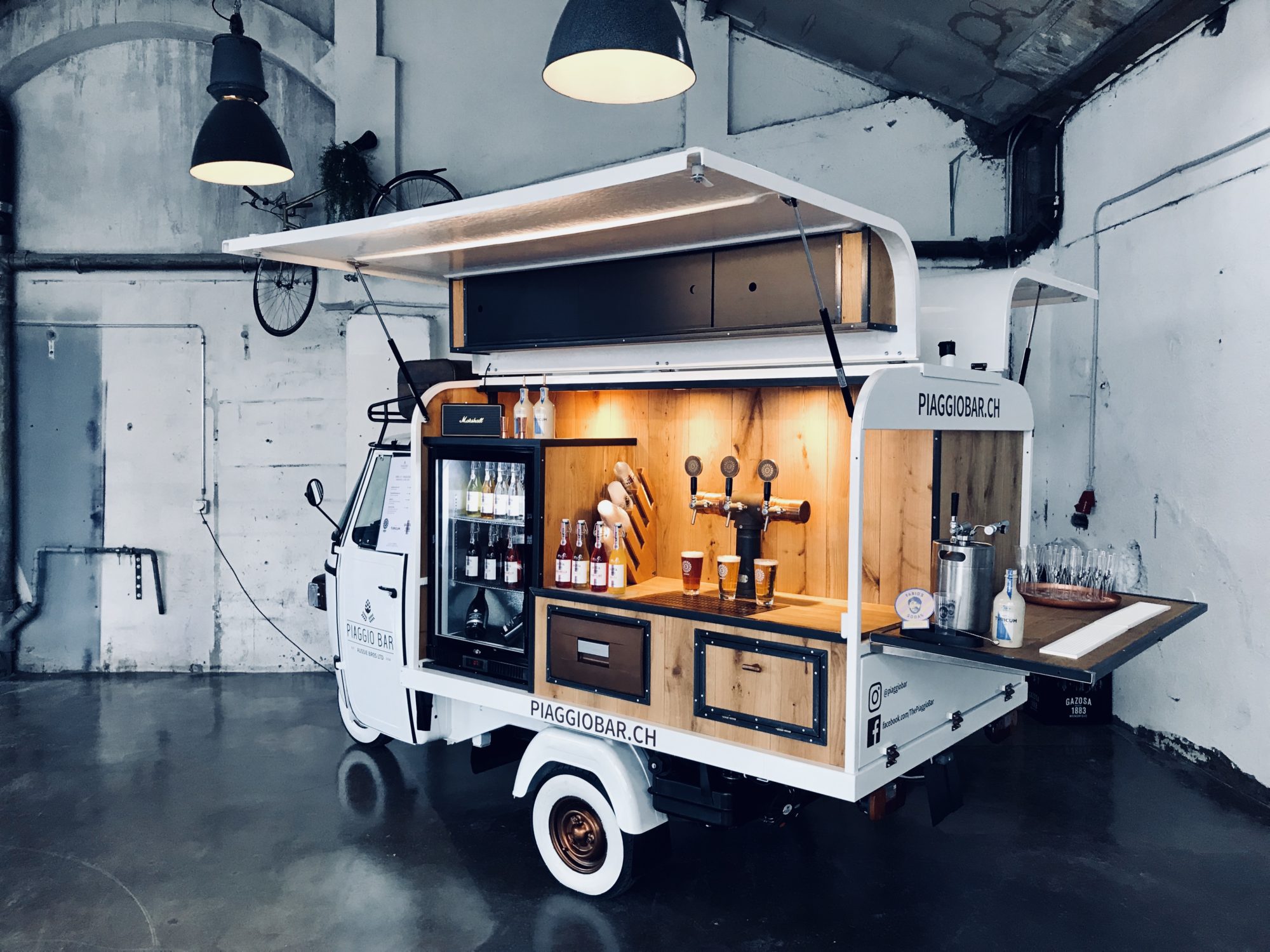 Piaggio Bar – sarahschott.ch